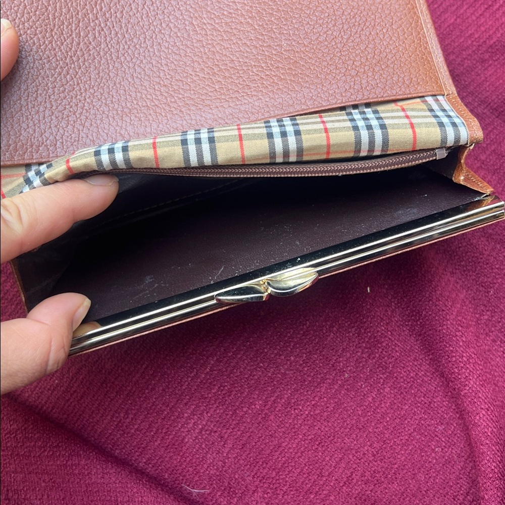 Burberry Tan Leather Wallet - Picture 3 of 6